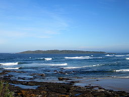 Brush Island sett från Murramarang Beach