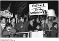 Bundesarchiv Bild 183-1989-1221-034, Berlin, Demonstration für Rumänien.jpg