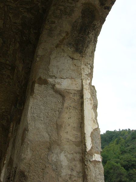 File:Castello di Dolceacqua abc47.jpg