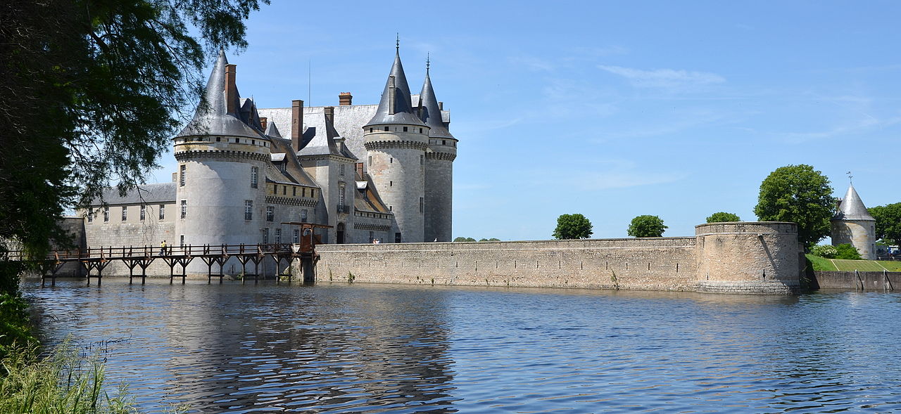 Chateau de Sully.