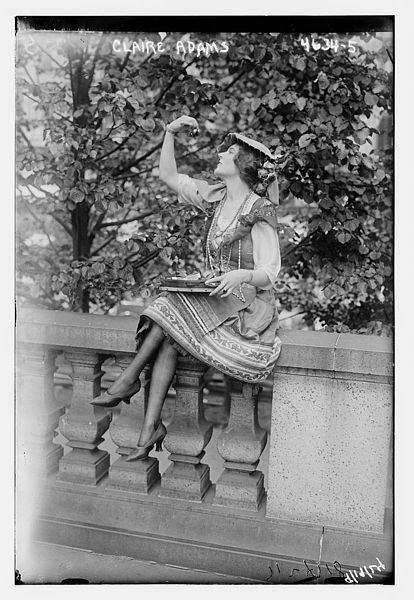 File:Claire Adams in 1918.jpg