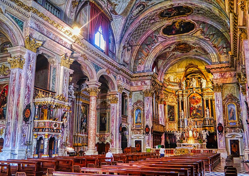 File:Clusone Basilica di Santa Maria Assunta e San Giovanni Battista Interno Navata Est 3.jpg