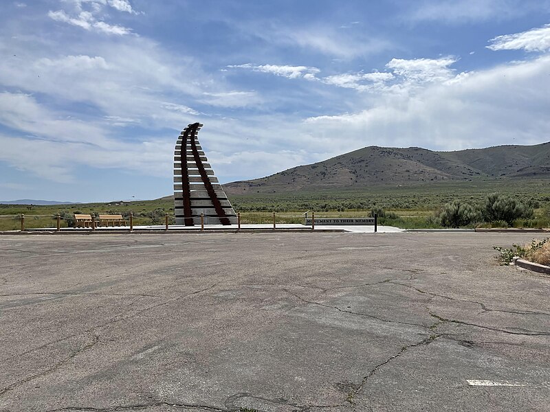 File:Continental Railroad Memorial.jpg