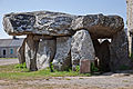 English: Crucuno dolmen, in Plouharnel, Morbihan, Brittany Français : Le dolmen de Crucuno, à Plouharnel, Morbihan, Bretagne