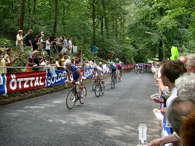 Tom Boonen and Fabian Wegmann climbing Waseberg hill in 2007.