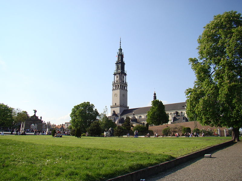 File:Częstochowa, zespół klasztorny oo. Paulinów na Jasnej Górze 03.JPG