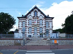 Skyline of Dammarie-en-Puisaye