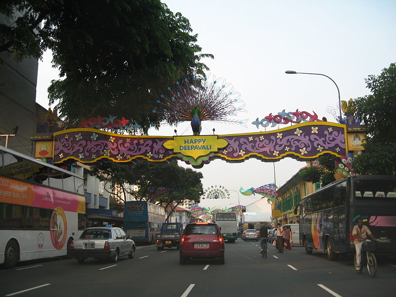 File:Deepavali, Little India, 2006 2.JPG