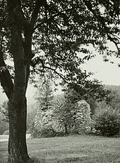 Ruine der übertägigen Grubenanlagen der „St. Christoph Fundgrube“ am Hang des Müglitztales (1929)