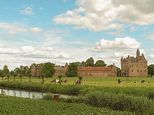 Het kasteel met de voorburcht