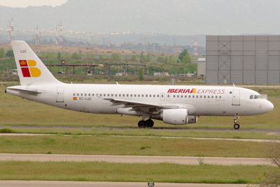 Airbus A320, EC-LUC