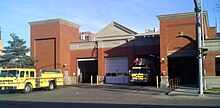 Apparatus leaving Number 2 Fire Station (Downtown) EFRS 02.jpg