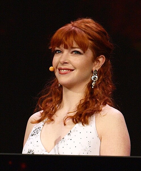 File:Erin Robinson - Independent Games Festival Awards - GDC 2010.jpg