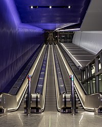 Metroaseman liukuportaat marraskuussa 2018.