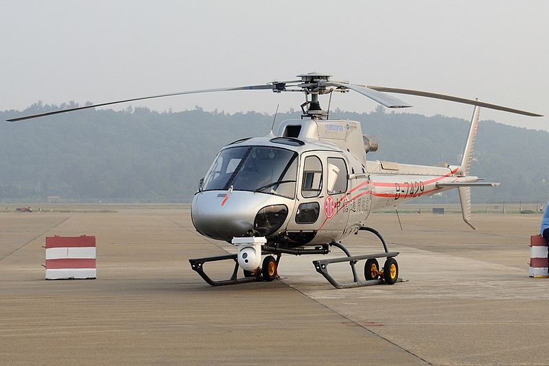 File:Eurocopter AS-350B-3 Ecureuil AN1824197.jpg