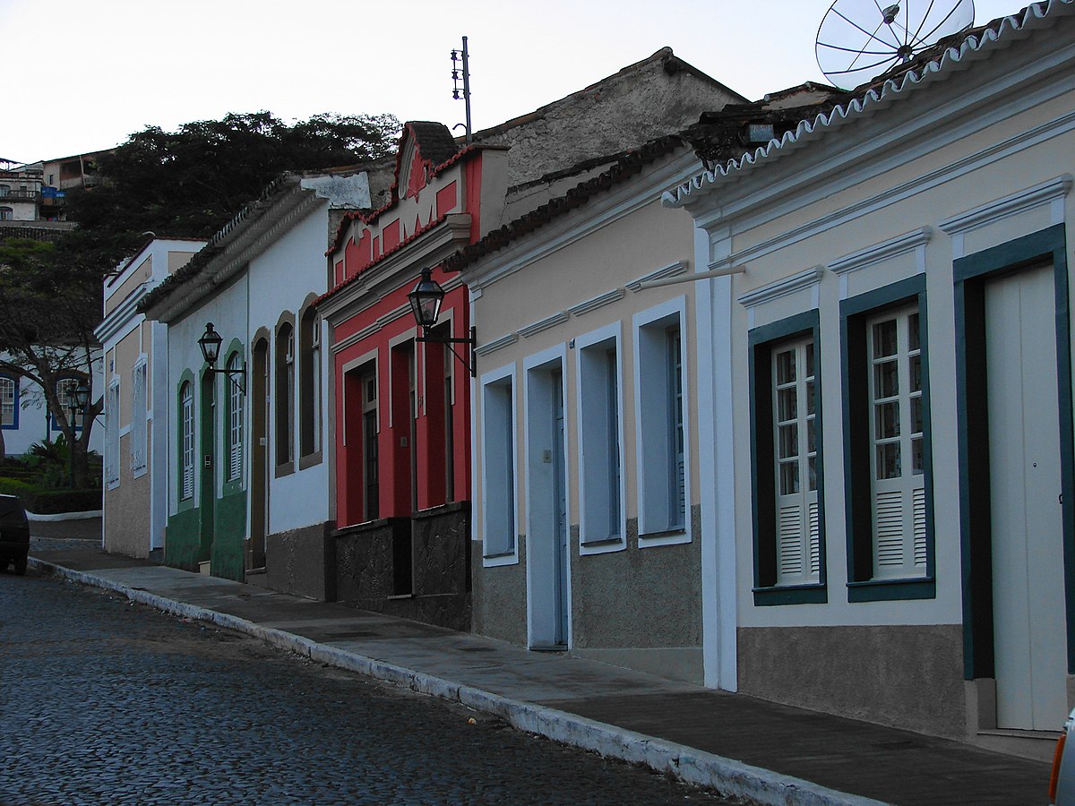 File:Fachada das casas antigas em São João del-Rei-MG (1512648952).jpg -  Wikimedia Commons