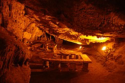 Köyde bulunan Fakıllı Mağarası