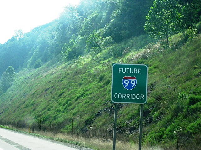 "Future I-99 Corridor" sign on US 15 southbound north of Williamsport, Pennsylvania