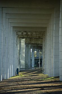 A section underneath the Gardiner Expressway near Fort York in 2007, nearly a decade before work on The Bentway began Gardiner (497280174).jpg