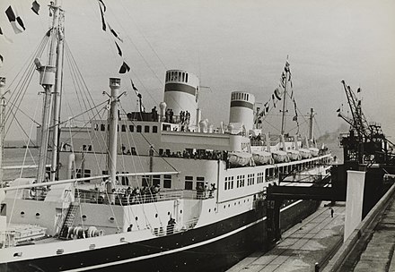 MS Pilsudski in Gdynia, 1935
