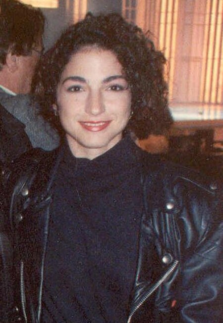 Estefan in 1990