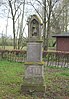 Neogotisch grafmonument van Francisca Vermeulen, staande op een buiten gebruik geraakt kerkhof