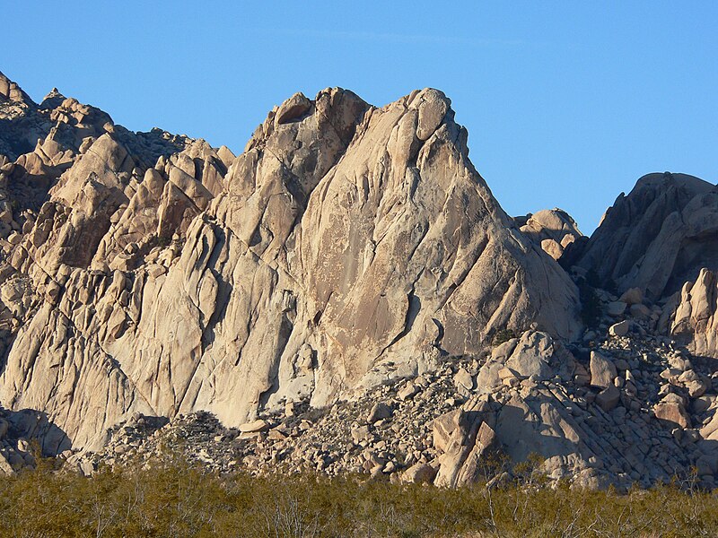 File:Granite Mountains from Kelbaker Road 3.jpg