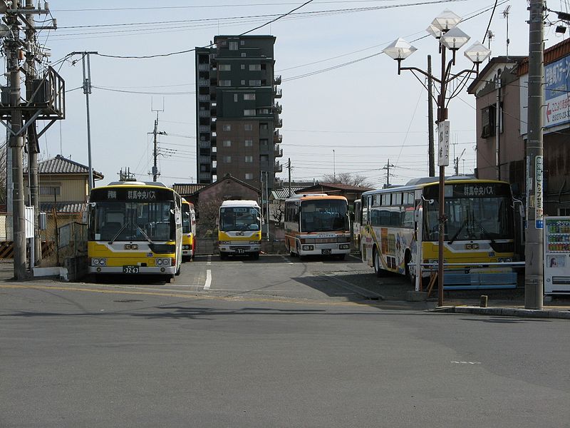 File:Gunchubus isesaki.JPG