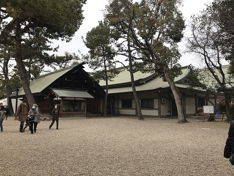 File:Haraedono Hall and Kaguraden Hall of Sumiyoshi Grand Shrine 2.jpg