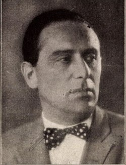 Portréja a Magyar színművészeti lexikonban (1929)