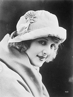 <span class="mw-page-title-main">Hope Hampton</span> American actress (1897–1982)