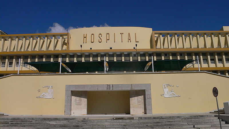 File:Hospital Central de Maputo (503881920).jpg