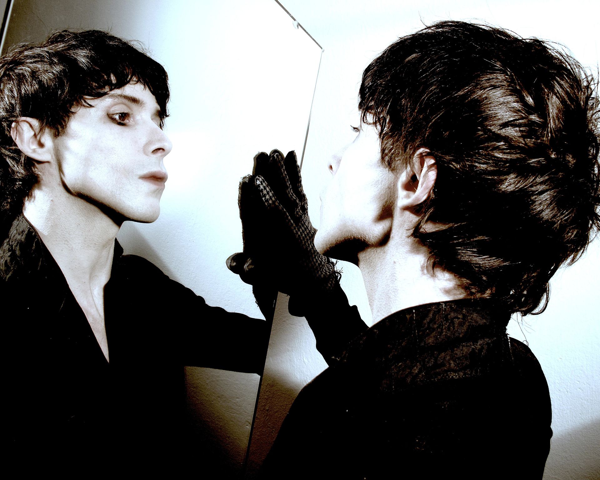 IAMX - Wikipedia