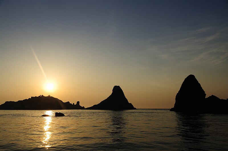 File:Islands of the Cyclops at Dawn Sicily Italy - Creative Commons by gnuckx (5040122871).jpg