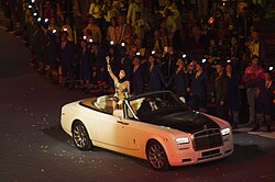 Jessie J interpretando «Price Tag» en el cierre de los Juegos Olímpicos de Londres 2012.