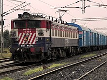 KZJ based WAG-7 loco - 27384 with BCNHL freight load.jpg