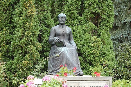 Statue de Karolina Světlá.