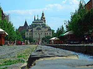 Promenade in Košice mit dem Theater