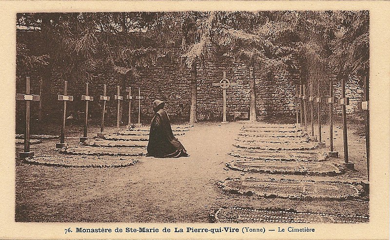 File:La Pierre-qui-Vire-FR-89-Le Monastère-17.jpg