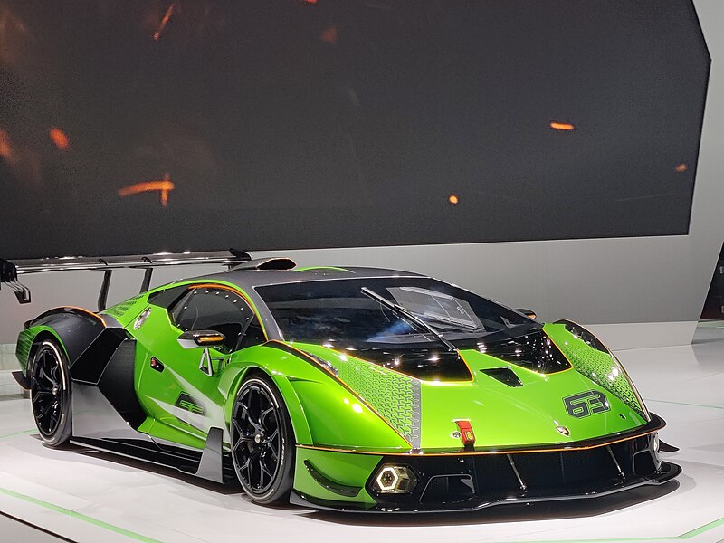 File:Lamborghini Essenza SCV12 001.jpg