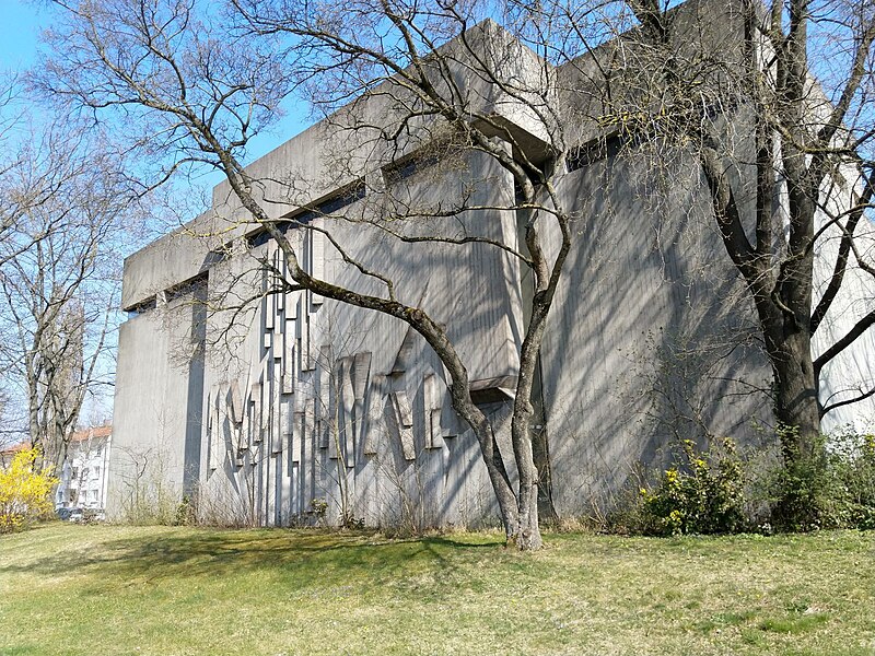 File:Landappbw 592347 1820 Bonhoefferkirche Stuttgart-Fasanenhof.jpg