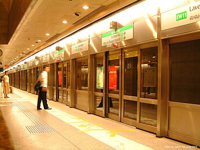 LavenderMRTStation-platform-20050621.jpg