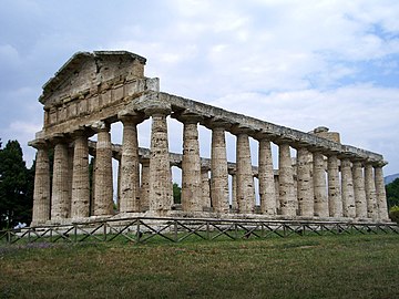 Ο ναός της Αθηνάς, που ονομάζεται "Ναός της Κέρες"