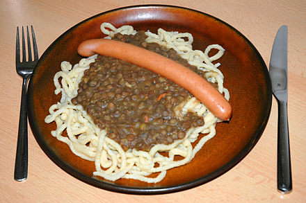 440px-Linsen_Spaetzle_2.jpg