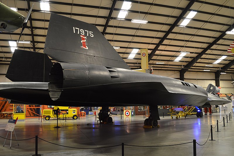 File:Lockheed SR-71A Blackbird ‘17975’ (26752633664).jpg