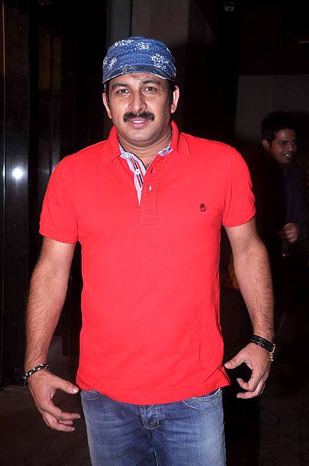 Manoj Tiwari at the launch of T P Aggarwal's trade magazine 'Blockbuster' 22.jpg