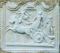 English: Achilles drags the slain Hector behind his charriot (CSIR II/4, 359) Deutsch: Achilles zieht den erschlagenen Hektor mit dem Kampfwagen (Grabstein an der Kirchen-Südwand) (CSIR II/4, 359)