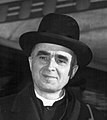 Bisschop Maurice Roy in 1956. Hij was bisschop van Trois-Rivières van 1946 tot 1947, en werd later kardinaal gecreëerd.