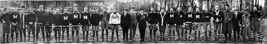 Mcgill football team 1912.jpg