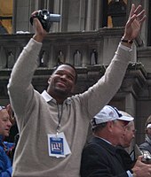 Hall of Fame DE Michael Strahan Michael Strahan superbowl parade.jpg